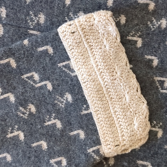 One off a kind piano musical notes cardigan - Picture 3 of 8